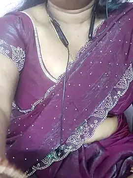 Snapshot of Tamil_Azhaghi25 chatting on February 3, 2026, 6:02 pm Tamil Azhaghi25 online show from February 3, 2026, 6:02 pm
