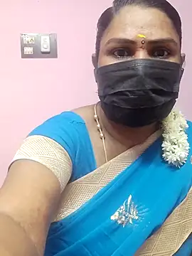 Snapshot of Tamil_Azhaghi25 chatting on September 9, 2025, 5:11 pm Tamil Azhaghi25 online show from September 9, 2025, 5:11 pm