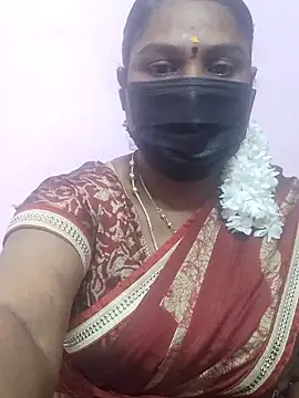 Snapshot of Tamil_Azhaghi25 chatting on September 26, 2025, 4:36 pm Tamil Azhaghi25 online show from September 26, 2025, 4:36 pm