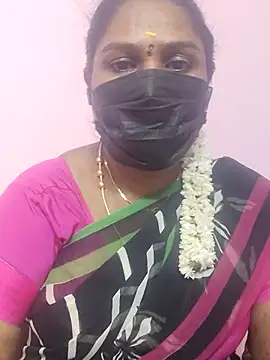 Snapshot of Tamil_Azhaghi25 chatting on September 14, 2025, 4:29 pm Tamil Azhaghi25 online show from September 14, 2025, 4:29 pm