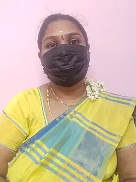 Snapshot of Tamil_Azhaghi25 chatting on September 16, 2025, 1:17 am Tamil Azhaghi25 online show from September 16, 2025, 1:17 am