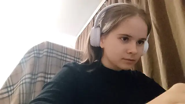 Sofie Sofie online show from September 12, 2025, 6:18 pm