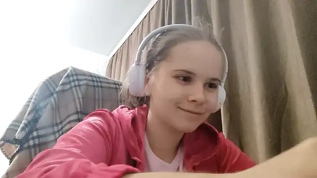 Sofie Sofie online show from September 13, 2025, 7:14 pm