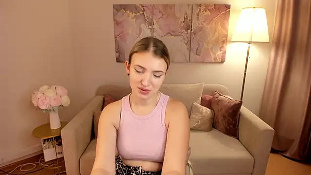 Snapshot of MilinaMorris chatting on October 8, 2025, 4:58 am MilinaMorris online show from October 8, 2025, 4:58 am