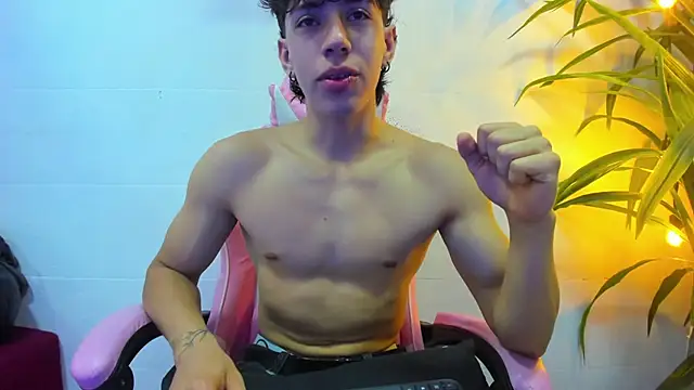 Sebaxx king online show from September 14, 2025, 1:55 pm