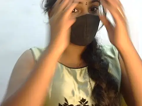 Snapshot of Hott_Noor chatting on October 26, 2025, 3:01 pm Hott Noor online show from October 26, 2025, 3:01 pm