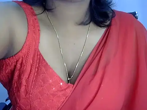 Snapshot of Hott_Noor chatting on October 31, 2025, 11:29 am Hott Noor online show from October 31, 2025, 11:29 am