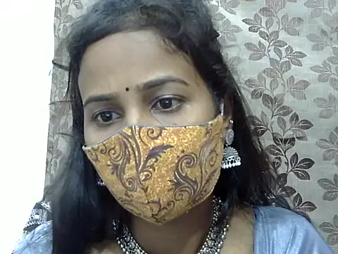 Snapshot of Hott_Noor chatting on September 18, 2025, 3:04 pm Hott Noor online show from September 18, 2025, 3:04 pm