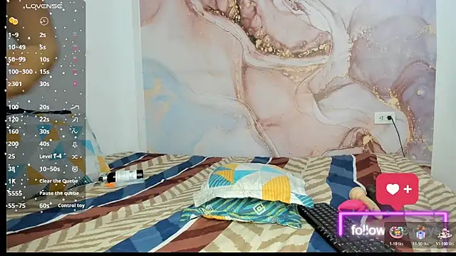 lunna noir online show from February 1, 2026, 10:46 am