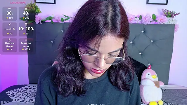 Snapshot of Im_Lyan chatting on November 2, 2025, 2:16 am Im Lyan online show from November 2, 2025, 2:16 am