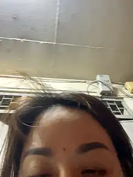 girl69 loveu online show from October 24, 2025, 2:27 pm