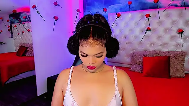 Snapshot of Valeria_Swett_ chatting on February 17, 2026, 9:01 pm Valeria Swett online show from February 17, 2026, 9:01 pm