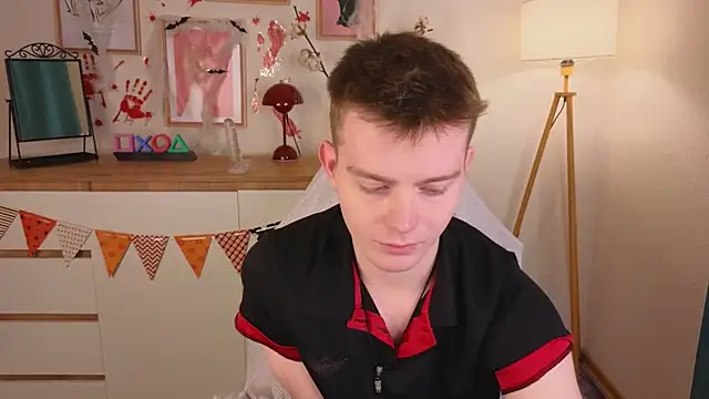 happy de1mos online show from October 27, 2025, 9:49 pm