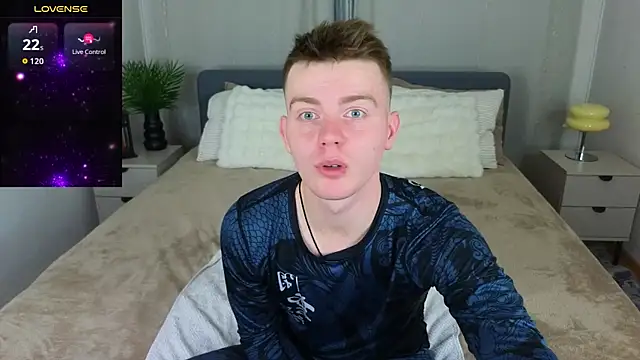 happy de1mos online show from October 14, 2025, 9:58 pm