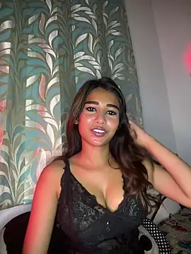 STRIP GLOW online show from March 22, 2026, 10:00 pm