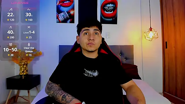 Nicolas James Sc online show from September 30, 2025, 2:23 pm