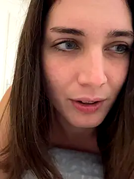 Petitbiscuit2B0 online show from October 24, 2025, 10:25 am