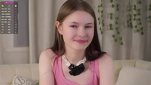 LynHillaire online show from November 9, 2025, 10:08 am