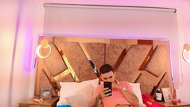 Snapshot of genessis__david chatting on October 2, 2025, 12:14 am genessis  david online show from October 2, 2025, 12:14 am