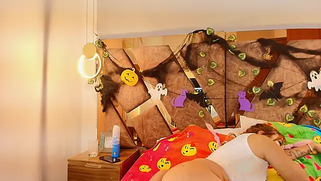 Snapshot of genessis__david chatting on October 26, 2025, 3:51 am genessis  david online show from October 26, 2025, 3:51 am