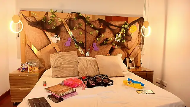 Snapshot of genessis__david chatting on October 12, 2025, 4:47 am genessis  david online show from October 12, 2025, 4:47 am