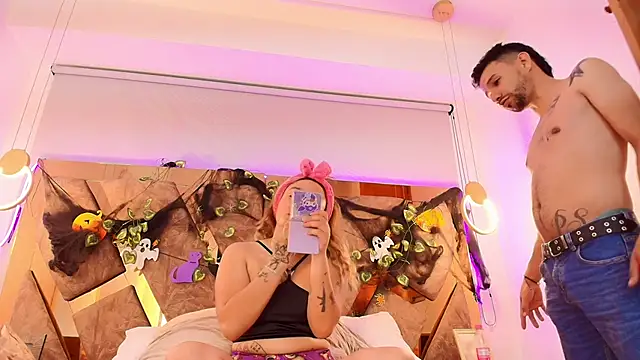 Snapshot of genessis__david chatting on October 16, 2025, 12:41 am genessis  david online show from October 16, 2025, 12:41 am