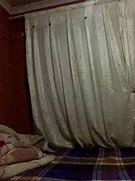 Snapshot of Pretty_Beauty chatting on October 8, 2025, 7:14 pm Pretty Beauty online show from October 8, 2025, 7:14 pm