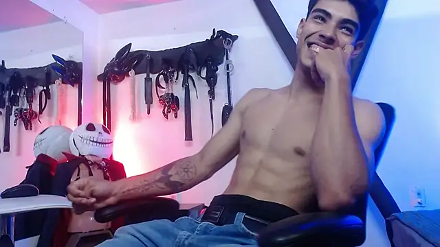 Snapshot of subarashi_ishi69 chatting on September 23, 2025, 7:43 pm subarashi ishi69 online show from September 23, 2025, 7:43 pm