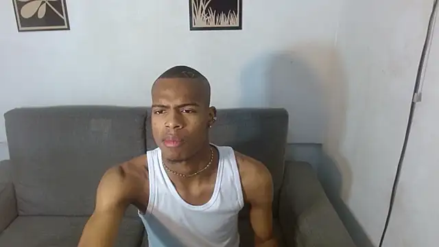 Snapshot of criss_zuri chatting on September 30, 2025, 11:16 am criss zuri online show from September 30, 2025, 11:16 am