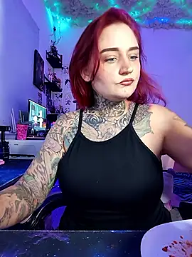 Snapshot of blazed_vixen chatting on January 16, 2026, 10:36 pm blazed vixen online show from January 16, 2026, 10:36 pm