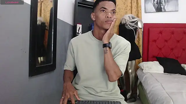 David s3xy online show from September 28, 2025, 6:26 pm