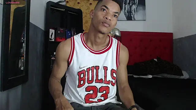 Snapshot of David_s3xy chatting on September 11, 2025, 6:19 pm David s3xy online show from September 11, 2025, 6:19 pm