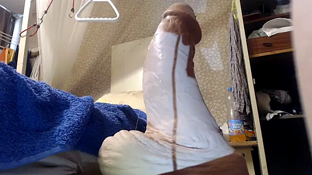 BiglovelyXXL online show from November 9, 2025, 10:41 am