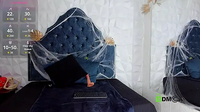 Snapshot of _mia_milf_ chatting on October 10, 2025, 4:46 am  mia milf  online show from October 10, 2025, 4:46 am