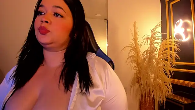 zoe zi online show from September 9, 2025, 2:21 am