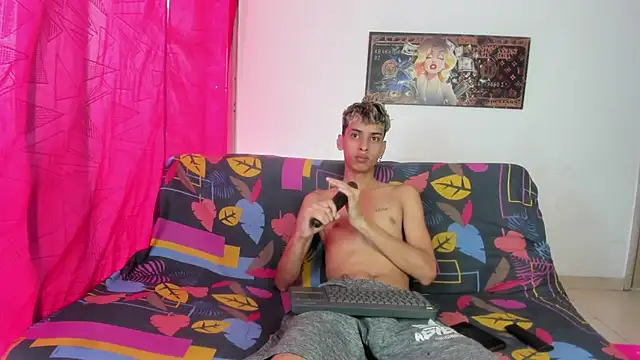 Snapshot of sex_deep777 chatting on September 28, 2025, 4:47 pm sex deep777 online show from September 28, 2025, 4:47 pm