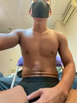 black xun online show from October 23, 2025, 2:49 pm