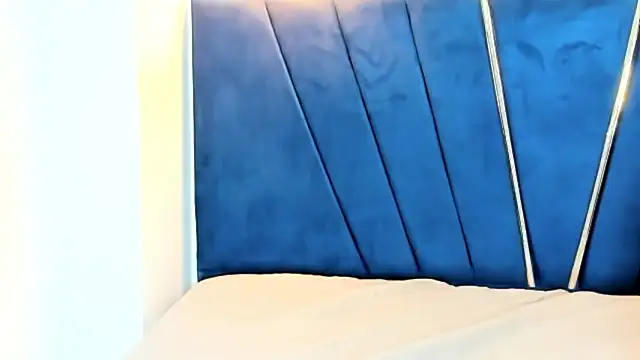 Snapshot of zeusapollofuck chatting on September 18, 2025, 9:07 pm zeusapollofuck online show from September 18, 2025, 9:07 pm