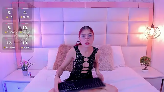 Gaby louse online show from October 20, 2025, 2:39 pm