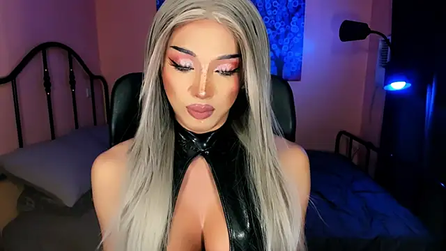 xUrGoddess Bellax online show from December 15, 2025, 1:33 am