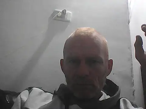 Erikonfire online show from September 10, 2025, 11:26 pm
