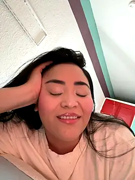 Snapshot of MyHoneyFrida chatting on September 29, 2025, 3:46 am MyHoneyFrida online show from September 29, 2025, 3:46 am