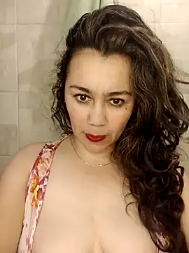 sexy-latina1 online show from September 21, 2025, 11:21 pm