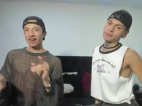 Snapshot of mhatias_ chatting on October 2, 2025, 2:15 am mhatias online show from October 2, 2025, 2:15 am