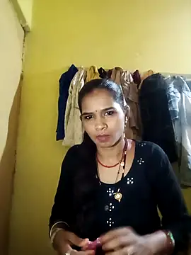 Snapshot of Jaya_Iyer chatting on September 18, 2025, 3:37 pm Jaya Iyer online show from September 18, 2025, 3:37 pm