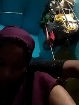 Hema4545 online show from October 7, 2025, 7:04 pm