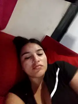 chloe 90 online show from December 5, 2025, 5:39 am