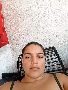 chloe 90 online show from November 5, 2025, 5:05 pm