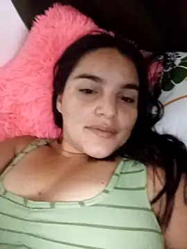 chloe 90 online show from October 20, 2025, 3:52 am