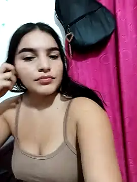 chloe 90 online show from October 8, 2025, 12:12 am